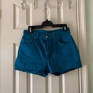 2/$20 Baggy high waisted Levi’s shorts. 6/10 cond